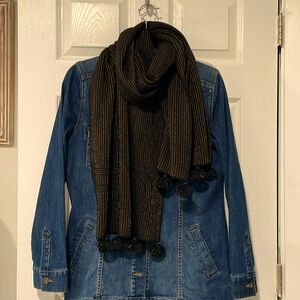 Fendi scarf black and bronze EUC authentic
